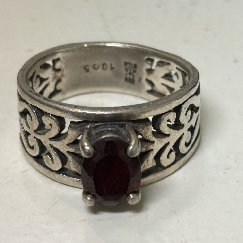 James Avery adoree sterling and garnet ring sz 5